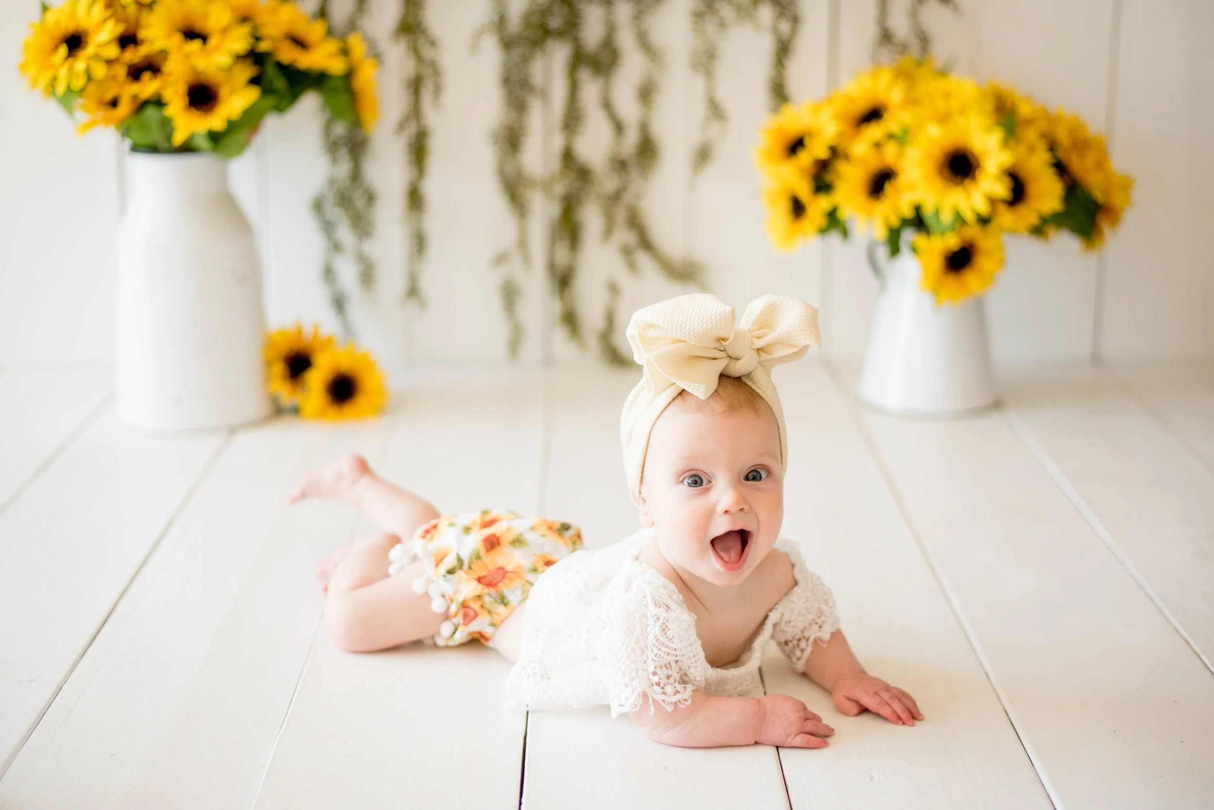 Sunflower online baby photoshoot